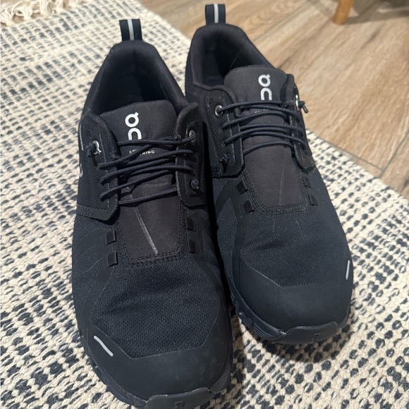 Oncloud Waterproof Sneakers - Picture 1 of 4